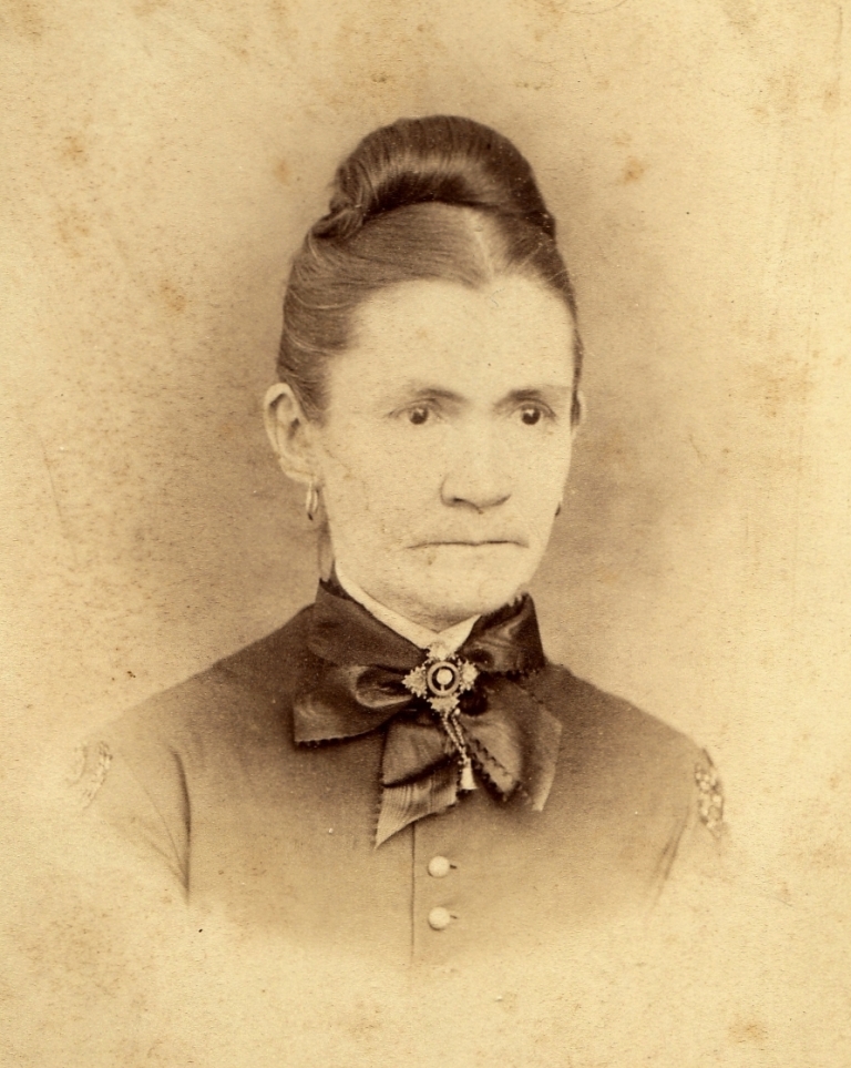 pw-gordon-gola.jpg (20173 bytes)