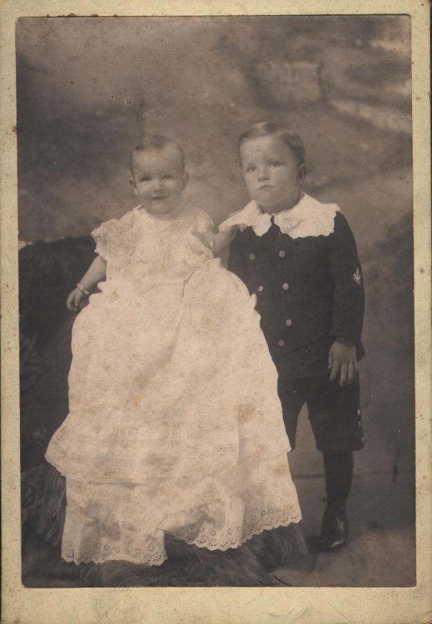 pw-hutton-herbert-hewitt.jpg (128314 bytes)