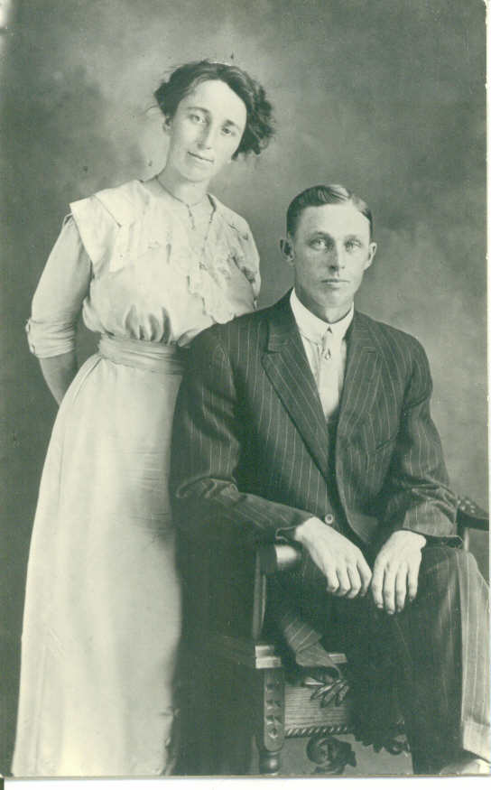 pw-keeton-bertha-boyd.jpg (41943 bytes)