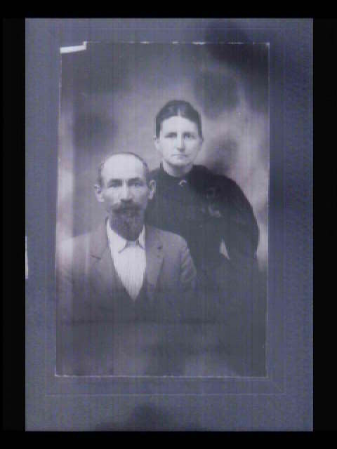 pw-mccoy-john-maggie.jpg (38053 bytes)