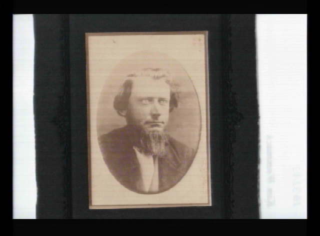 pw-groshong-bess.jpg (39732 bytes)