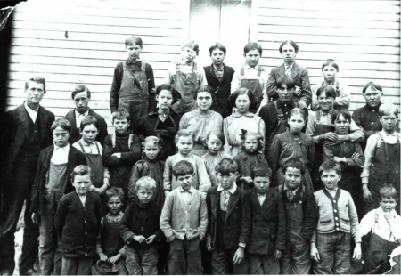 Higdon Class of 1910 