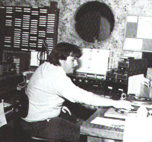 kfmo2.jpg (23983 bytes)