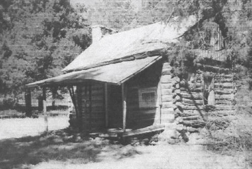 log_cabin.jpg (35725 bytes)