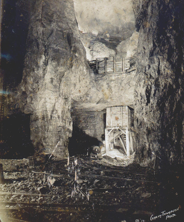 1917_bonne_terre_mine.jpg (162029 bytes)