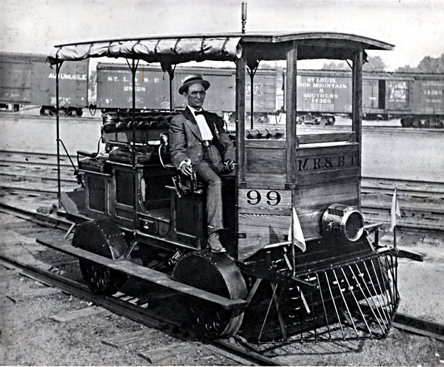 mrbt_inspection_car.jpg (129476 bytes)