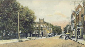 town_square.jpg (12719 bytes)